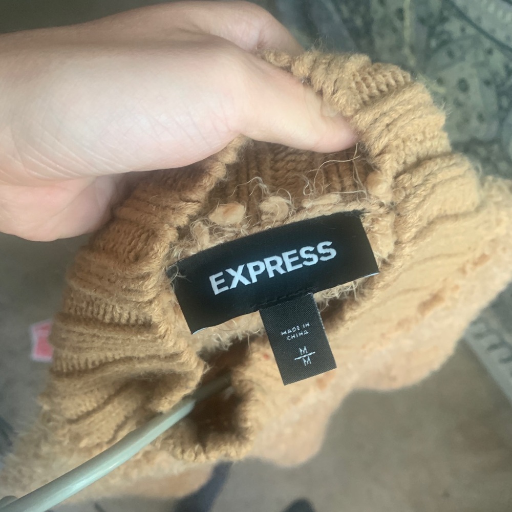 Express Sweater Tan Pullover Size Medium - image 2